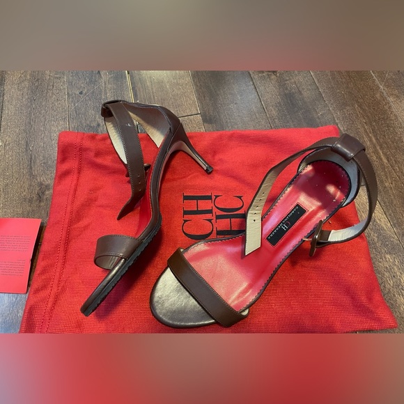 Carolina Herrera Brown Leather stiletto heels pumps sandals 37 like new - Picture 1 of 3